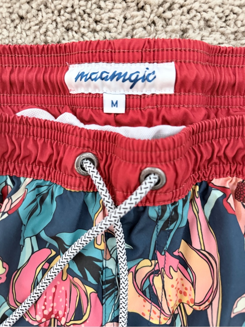 maamgic swim trunks size medium - Picture 2 of 3